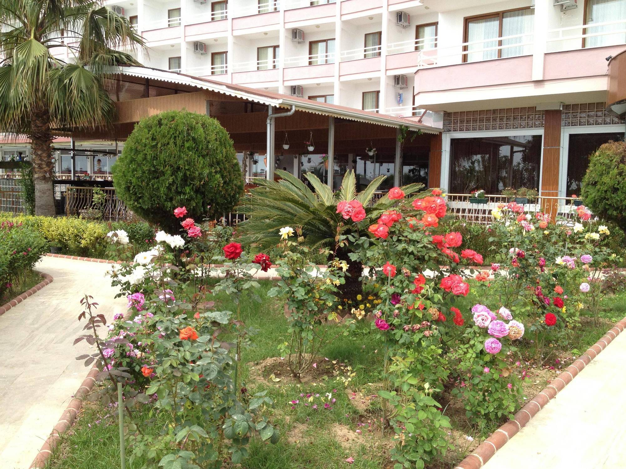 Ideal Beach Hotel Kargicak  Exterior photo